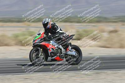 media/Oct-26-2025-Race Pace (Sun) [[c1447ca738]]/Verified/3-Turn 14 Exit Pans (1030am)/